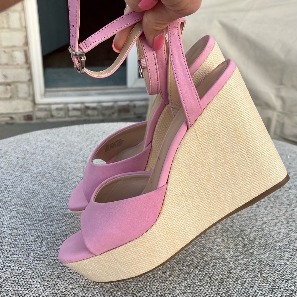 NOWB Copper Key Pink Wedge Sandal Size 7.5